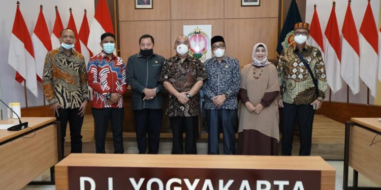 Komisi VI DPRA Bahas Rancangan Qanun Tentang Bahasa Aceh di Yogyakarta