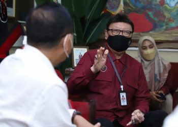 SE Menpan RB : 10 Hari Secara Terus Menerus PNS Tidak Masuk Kerja Akan di Berhentikan Secara Hormat