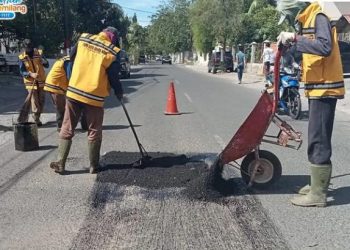 Dinas PUPR Kota Banda Aceh Melakukan Penanganan Jalan Berlubang