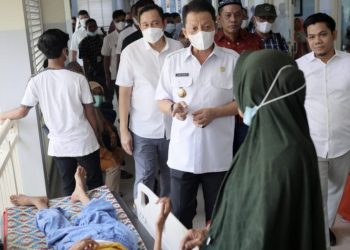 Sidak RSUDZA dan UDD PMI Banda Aceh, Ini Pesan Pj Gubernur Aceh