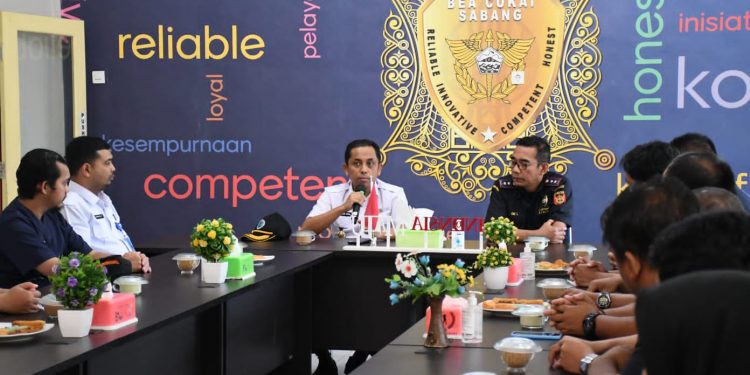 Lakukan Pemeriksaan Urine bagi Pejabat, BNN Kota Sabang Kunjungi Kantor Bea Cukai Sabang