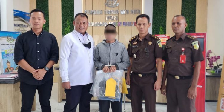 Tersangka Kasus Pembakaran Bendera Merah Putih Diserahkan ke JPU