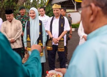 Tiba di Meuligoe Aceh Tamiang, Pj Gubernur Berbalas Pantun dengan Bupati