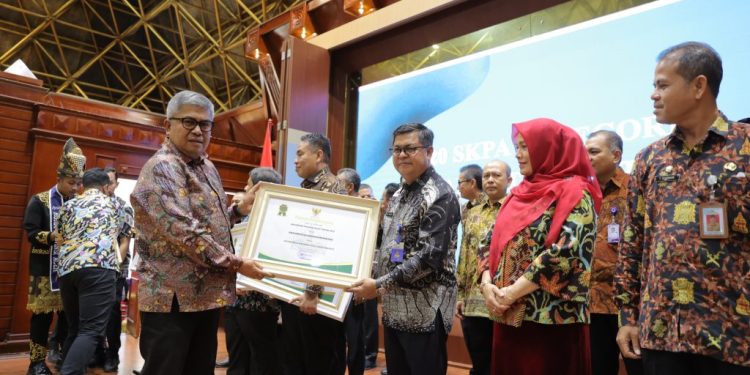 DPKA Raih Penghargaan Sangat Inovatif dan Agen Inovasi Aceh