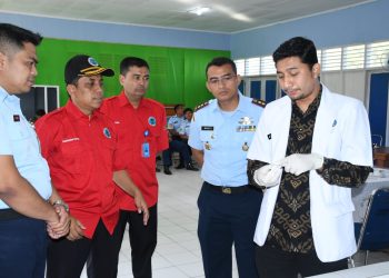 Implementasi Inpres P4GN, BNN Kota Sabang Tes Urine Personel Satrad 233 Sabang