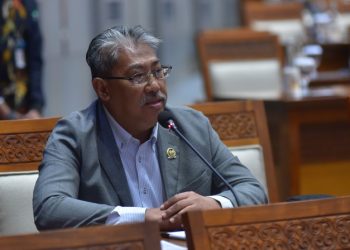 Legislator Dorong Pemerintah Turunkan Harga BBM Bersubsidi