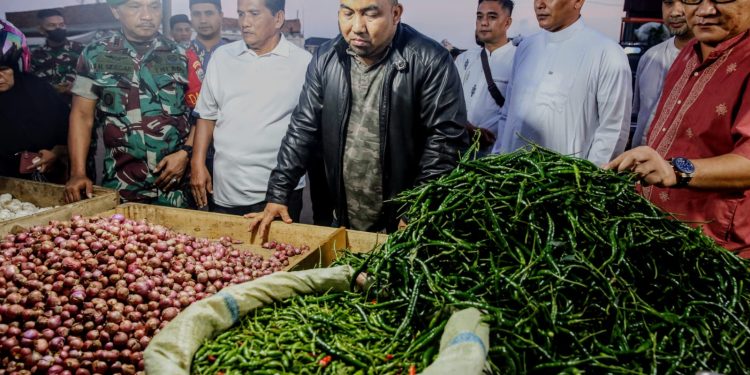 Pj Bupati Pastikan Harga Bahan Pokok Stabil dan Stok Tersedia