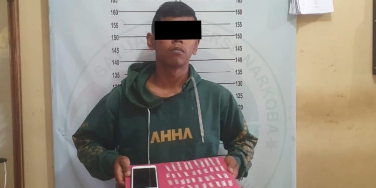 Polisi Tangkap Pemuda Pengedar Sabu di Pidie, 39 Paket Sabu Diamankan