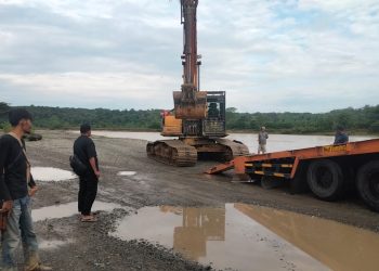 Polisi Amankan Enam Pelaku Illegal Minning beserta Dua Unit Alat Berat