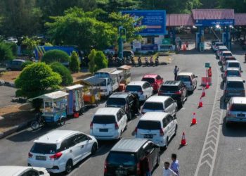 Arus Penyeberangan Ulee Lheue -Balohan Membeludak