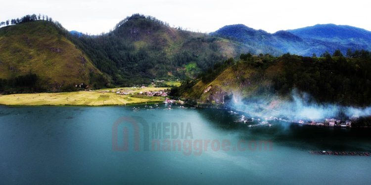 Danau Laut Tawar Aceh Tengah