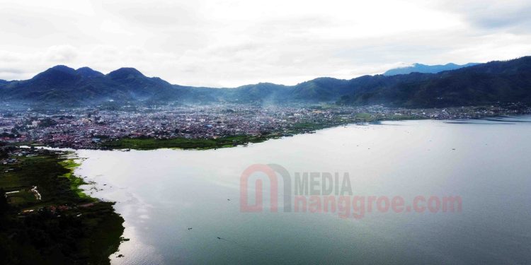 Danau Laut Tawar Aceh Tengah