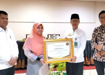 Berkontribusi dalam Program JKN, Pemerintah Aceh Terima Penghargaan