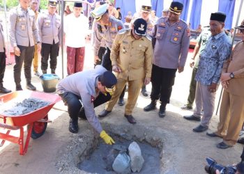 Kapolda Aceh Letakkan Batu Pertama Pembangunan Satpas SIM Polres Pidie Jaya