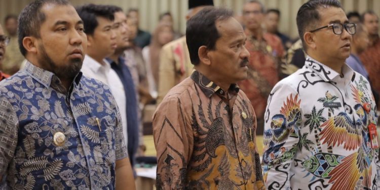 Pj Bupati Aceh Besar Dampingi Dirjen Otda Kemendagri pada Rapat Terkait LPPD