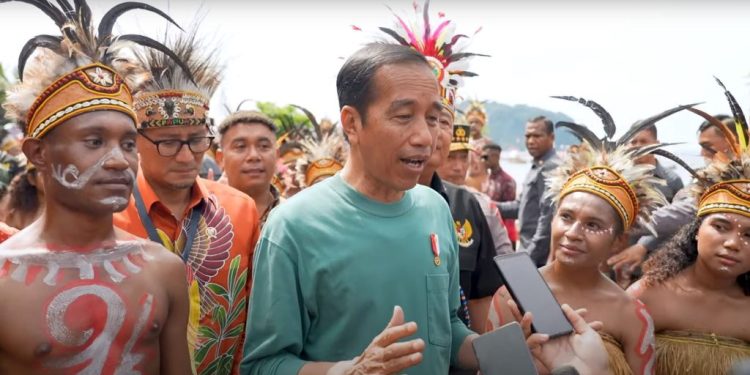 Presiden Membuka Street Carnival di Kota Jayapura