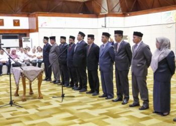 Gubernur Lantik 11 Pejabat Eselon II di Lingkungan Pemerintah Aceh