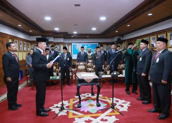 Pj Gubernur Lantik Direktur Operasional dan Direktur Kepatuhan Bank Aceh