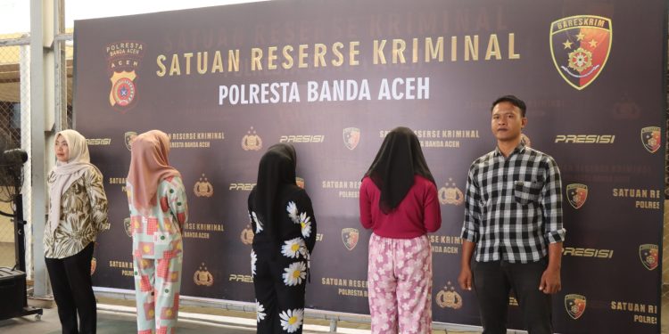 Polisi Tangkap Mucikari dan PSK di Hotel Ternama di Banda Aceh