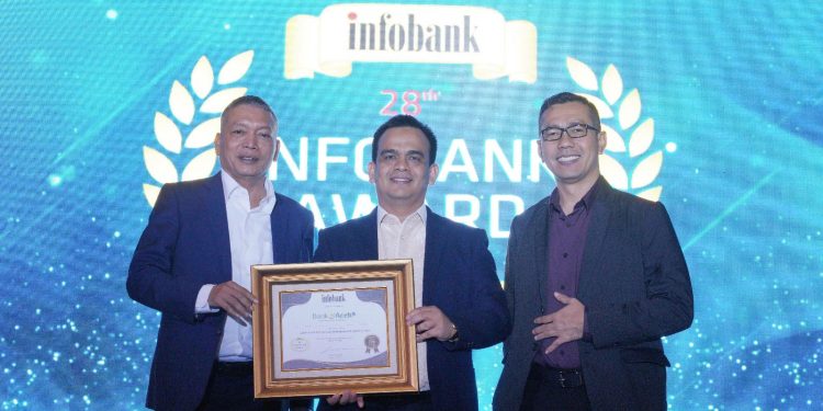 Predikat Sangat Bagus, Bank Aceh Raih Penghargaan Infobank Award 2023
