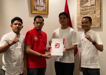 Putra Kota Juang Terima SK Ketua PSI Aceh dari Kaesang