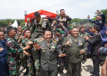 Kapolda Aceh Hadiri Peringatan HUT Ke-78 TNI di Blang Padang