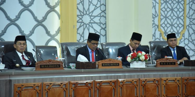 DPRK Banda Aceh Gelar Rapat Paripurna Penyampaian Laporan Banggar Terhadap RKUA-PPAS APBK P TA 2023