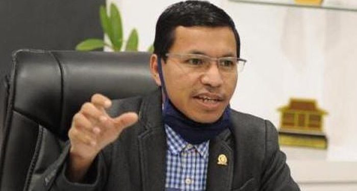 Ketua DPRK Banda Aceh Apresiasi Pemko Berikan Piagam Penghargaan Wajib Pajak