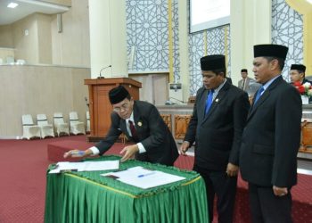 Dewan dan Pemko Tandatangani MoU KUA-PPAS APBK-P Banda Aceh Tahun Anggaran 2023