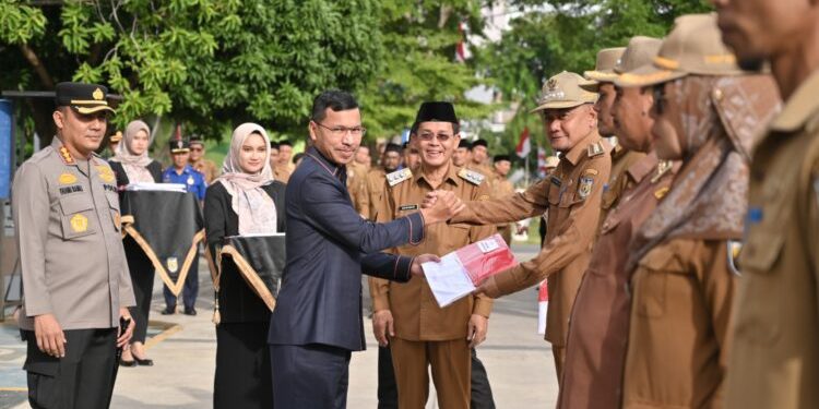 Semangat Kemerdekaan, Ketua DPRK Banda Aceh Ajak ASN Tanamkan Semangat Merah Putih
