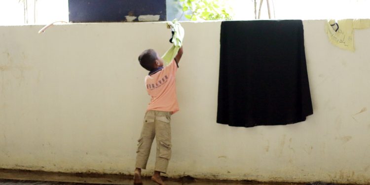 Foto Anak-Anak Pengungsi Rohingya di Gedung BMA