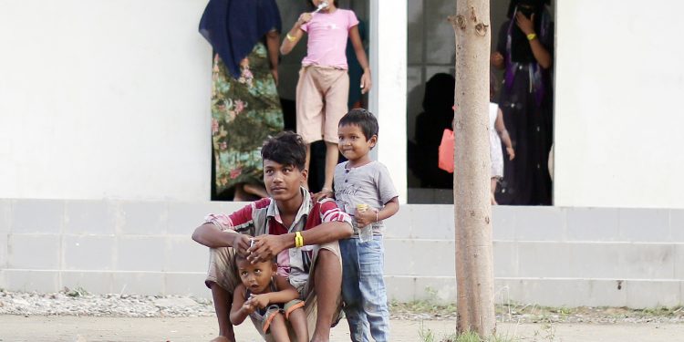 Foto Anak-Anak Pengungsi Rohingya di Gedung BMA