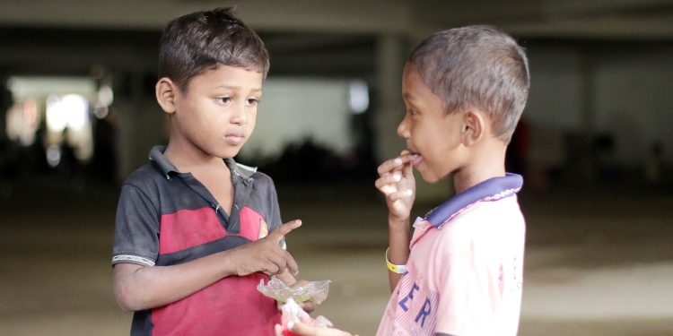 Foto Anak-Anak Pengungsi Rohingya di Gedung BMA