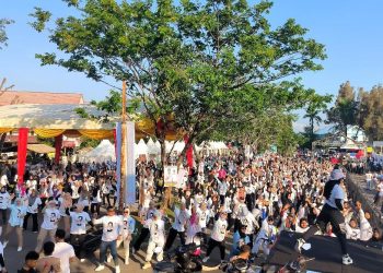 Ribuan Warga Meriahkan Senam Gemoy dan Jalan Sehat Prabowo-Gibran di Banda Aceh