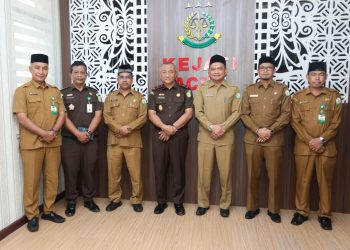 Bahas Program Kerja, Kadisdik Dayah Audiensi dengan Kejati Aceh