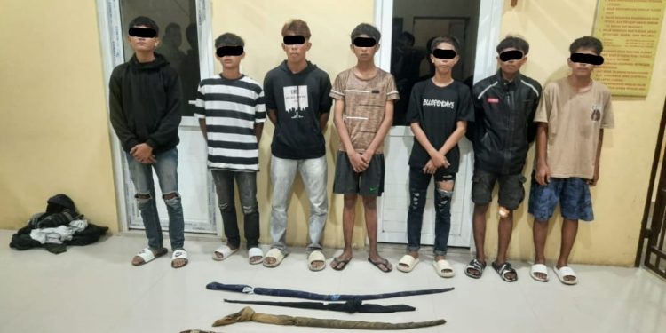 Rampas HP dan Aniaya Teman, Sekelompok Remaja Nakal Diamankan Polisi di Darussalam
