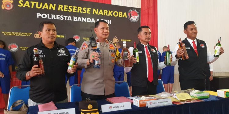 Jelang Bulan Suci Ramadhan, 11 Penjual Miras Diamankan di Polresta Banda Aceh