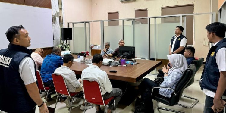 Penyidik Serahkan Tersangka dan Barang Bukti Kasus RS Regional Aceh Tengah ke Jaksa