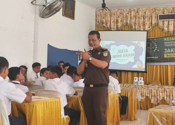 Jaksa Masuk Sekolah (JMS) Kejati Aceh Sosialisasi Hukum di SMP Negeri 3 Banda Aceh