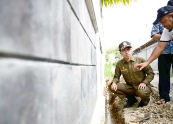 Ketua DPRK Tinjau Perbaikan Jaringan Pemipaan Air Bersih di Kompleks Perumahan RSJ Aceh