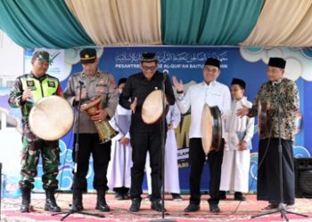 Wakil Ketua DPRK Buka COMIC Pesantren Tahfidz Baitusshalihin