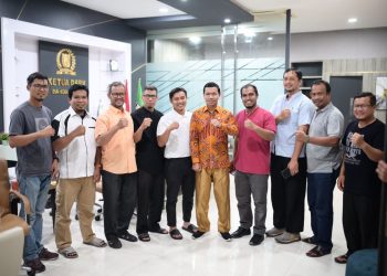 Ketua DPRK Diskusikan Prospek Usaha Warkop Bersama Komunitas Pegiat Kopi Takengon