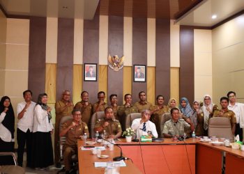 Pj Bupati Aceh Besar Buka Sosialisasi Manajemen Risiko Pembangunan Nasional