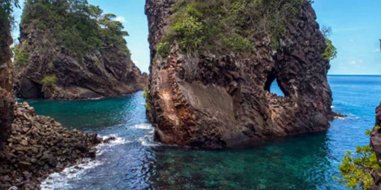 Keindahan Gua Sarang, Surga Tersembunyi di Sabang