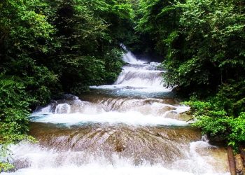 Pesona Air Terjun Tujuh Bidadari di Hutan Belantara Bumi Pase