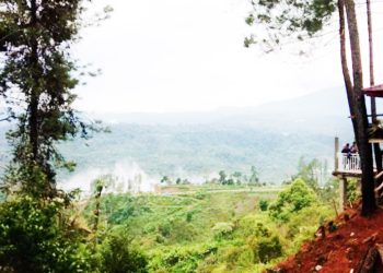 Menikmati Dinginnya  Puncak Gunung Salak Aceh Utara