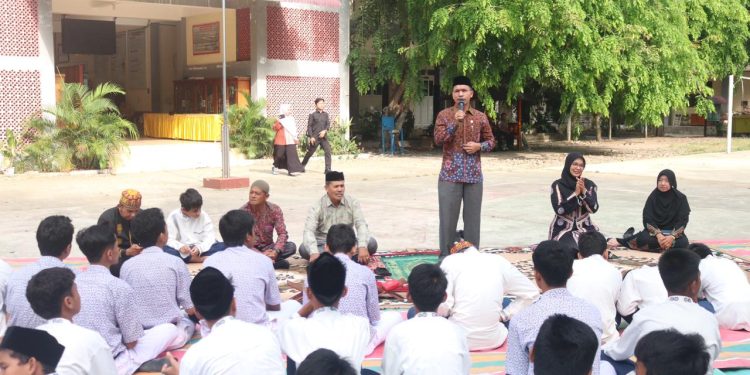 Ketua DPRK Motivasi Siswa untuk Jauhi Narkoba dan Bijak Gunakan Ponsel