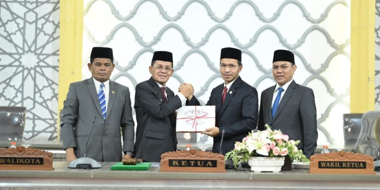 DPRK Banda Aceh Gelar Paripurna Penyampaian LKPJ Wali Kota TA 2023