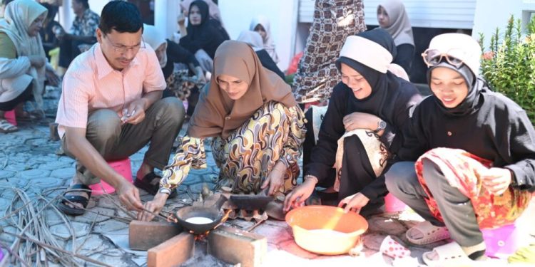 Semarakkan Bulan Ra’jab, Ketua DPRK Banda Aceh Gelar Kenduri Tet Apam
