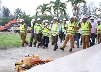 Jelang PON Aceh-Sumut Komisi III DPRK Banda Aceh Tinjau Renovasi Stadion H Dimurthala
